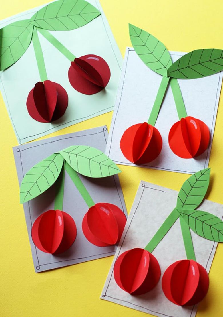 Аппликация ягод из цветной бумаги и картона