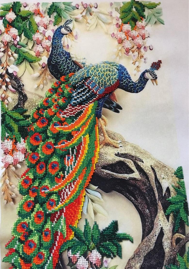 Панно птицы из цветного бисера 