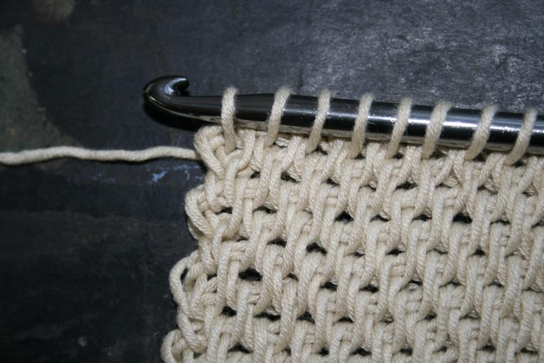 Техника тунисского вязания крючком и спицами