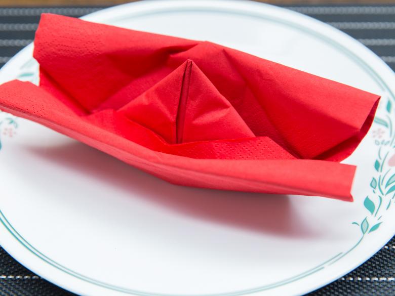 Оригами из салфеток своими руками – описание несложных композиций и их фото i