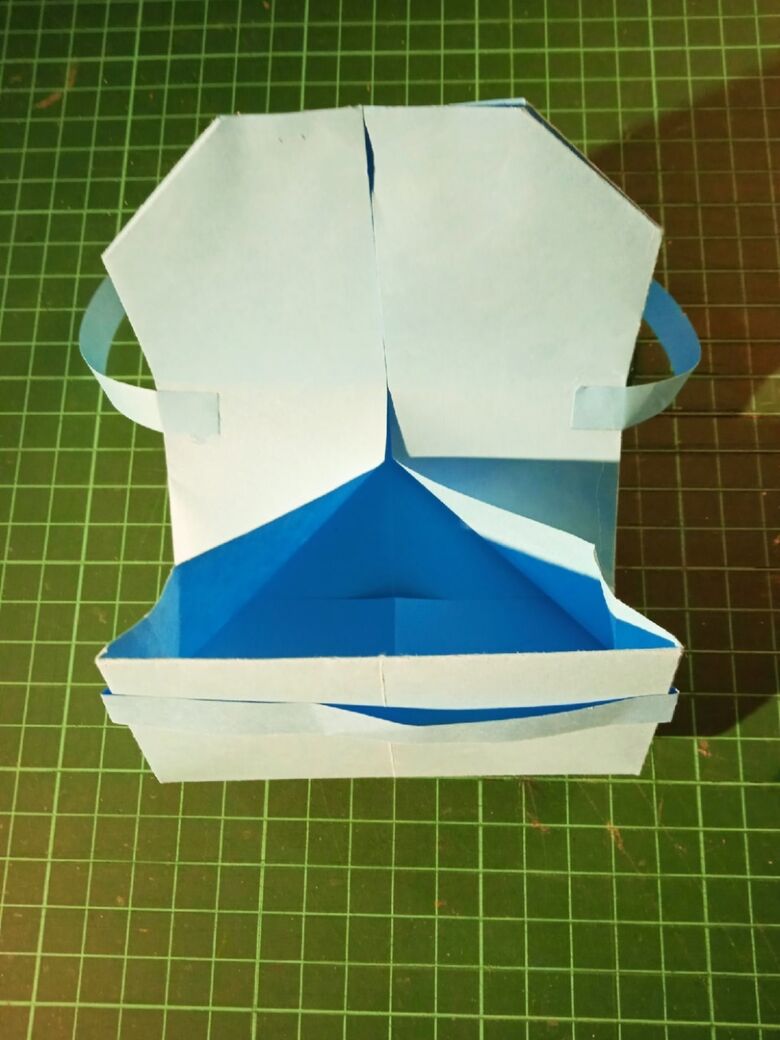 Оригами сумочка из бумаги - шаг 14