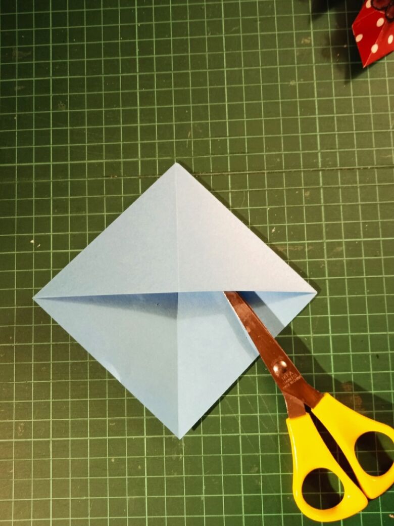 Оригами туфелька - шаг 18