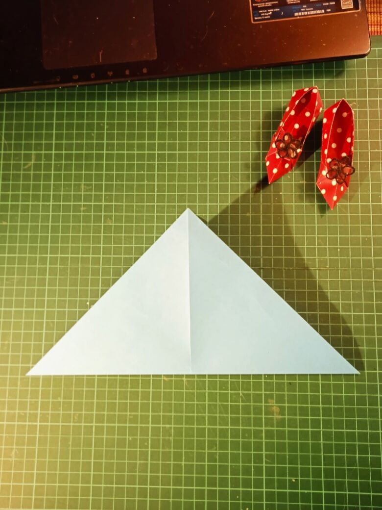 Оригами туфелька - шаг 2