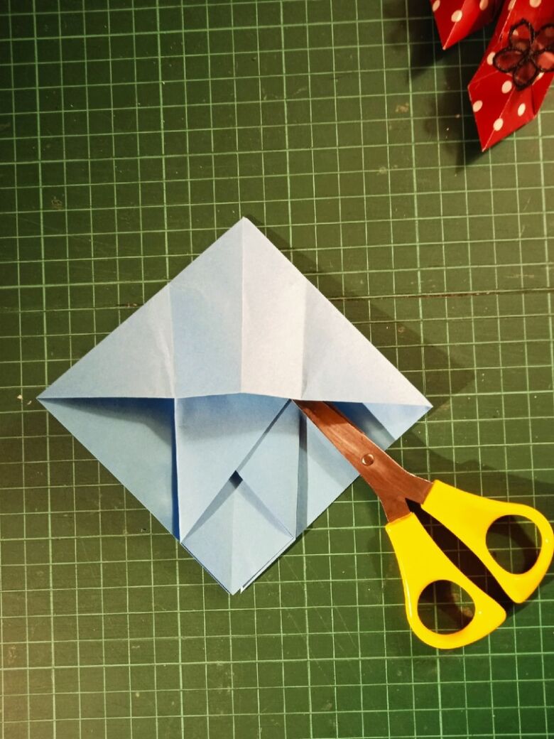 Оригами туфелька - шаг 22