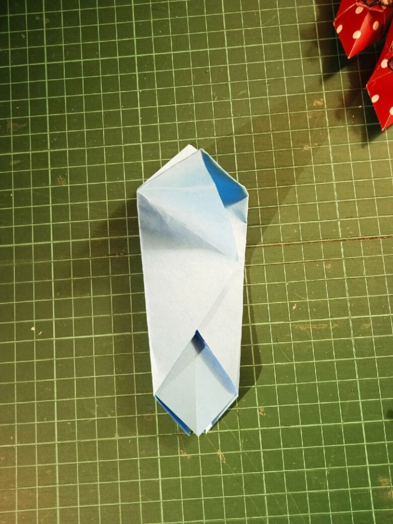 Оригами туфелька - шаг 23