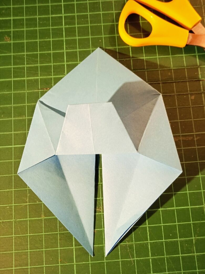 Оригами туфелька - шаг 8