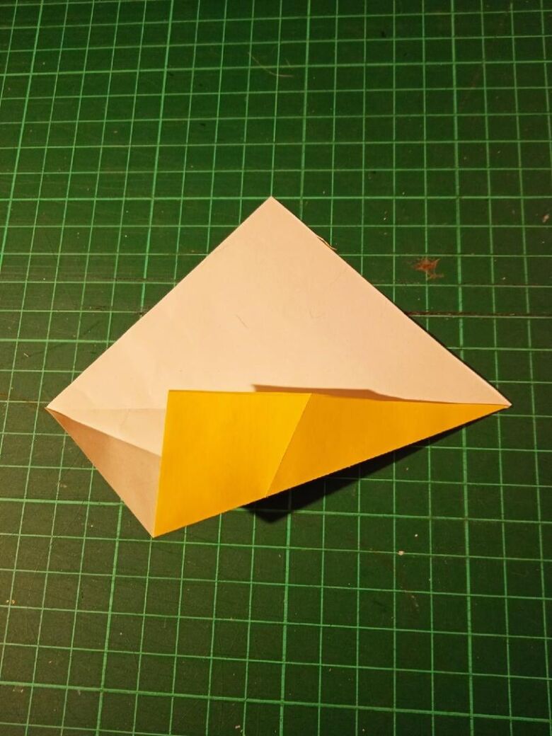 Звезда оригами из бумаги